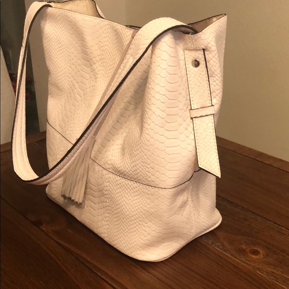 Hand bag - Picture 4 of 8